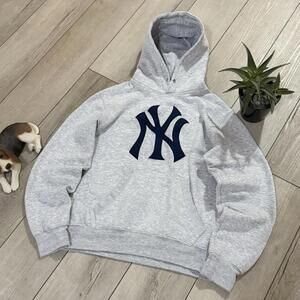 New York Yankees Hoodie Grey Pullover Embossed Logo Size M MLB Fleece Y2K VTG